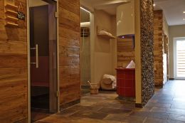 Kempinski Hotel Frankfurt Gravenbruch_sauna.jpg