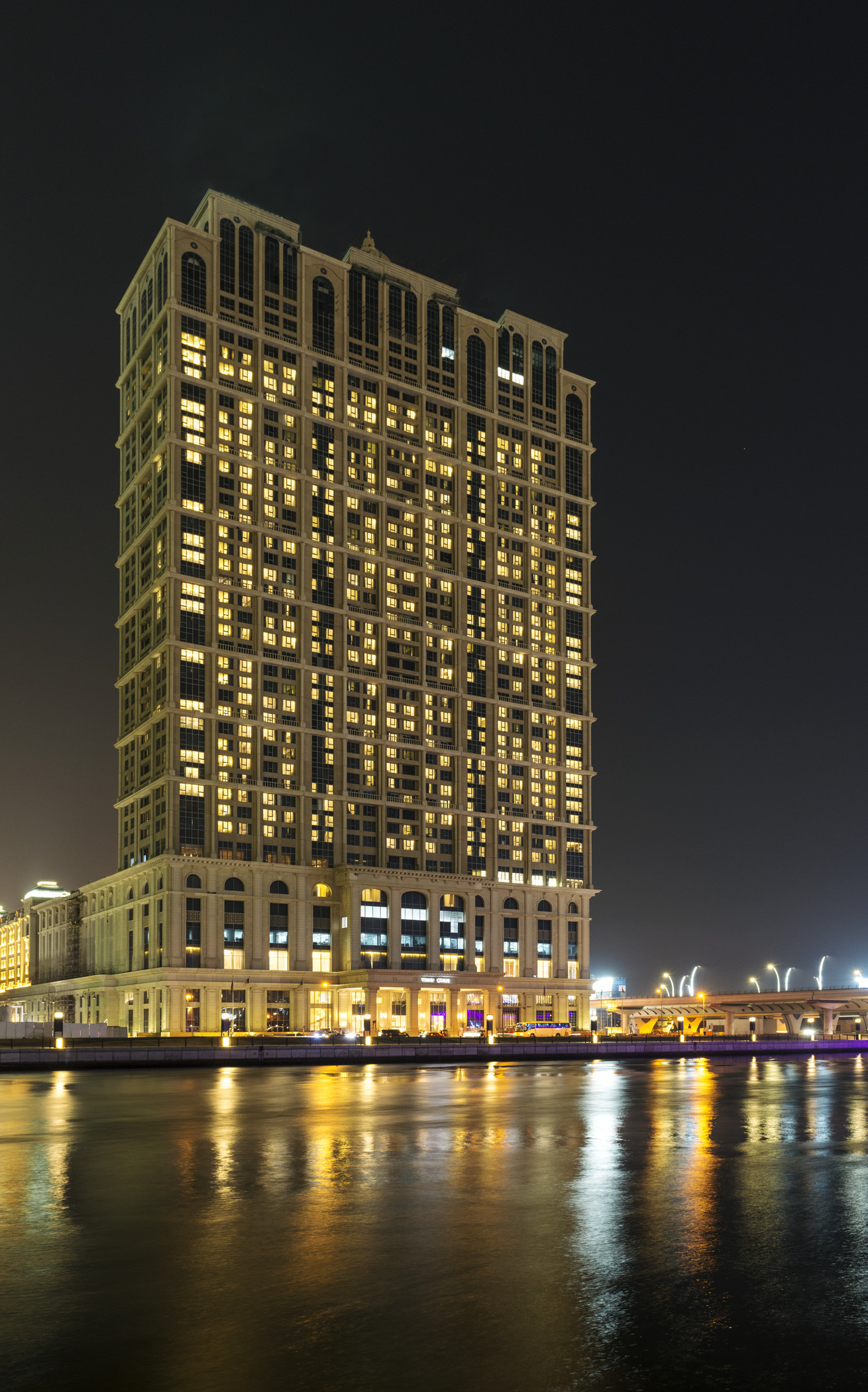 wes3818ex-212133-The Westin Dubai Al Habtoor City exterior - Dubai Water